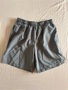 Nike Men's Dri-Fit Shorts in Gray